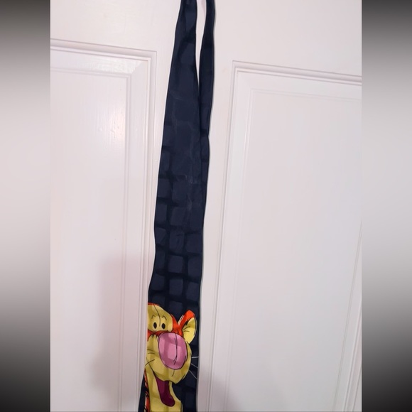 Tigger Disney tie navy blue - Picture 2 of 6